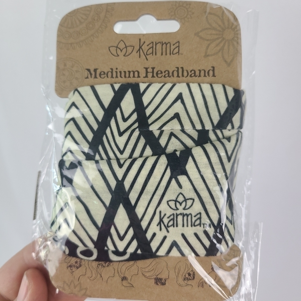 Karma Half Medium Headband Multipurpose Boho One Size Black Cream Pattern NWT